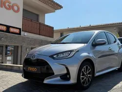Gris Utilisé 2022 Toyota Yaris Hybrid Design Citadine | 18 990 € (Bon prix)