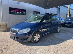 Bleu Occasion 2011 Skoda Fabia Active Citadine | 4 490 €