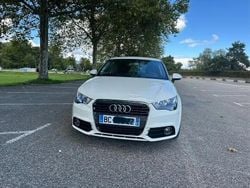 Blanc Utilisé 2010 Audi A1 Ambiente Citadine | 9 800 € (Bon prix)