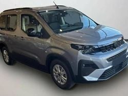 Gris Nouvelle 2025 Peugeot Rifter Allure Monospace | 29 990 € (Prix juste)