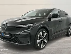 Noir Nouvelle 2024 Renault Mégane Techno SUV | 29 999 € (Super prix)
