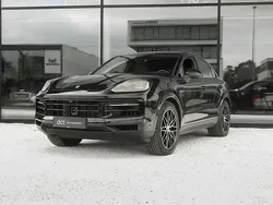 Noir Utilisé 2025 Porsche Cayenne Chrono SUV | 124 900 € (Prix juste)