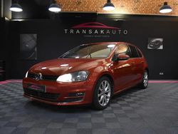 Rouge Utilisé 2015 VW Golf VII Break | 13 490 € (Prix assez cher)