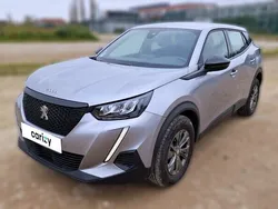 Gris Utilisé 2023 Peugeot 2008 Active SUV | 18 590 € (Bon prix)