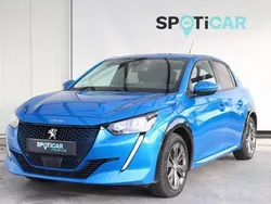 Vert Utilisé 2021 Peugeot e-208 Allure Citadine | 13 190 € (Super prix)