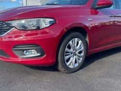 Rouge Utilisé 2017 Fiat Tipo Easy Berline | 8 490 € (Prix juste)