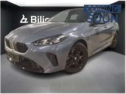Bleu Utilisé 2024 BMW 120 Sport Line Citadine | 41 015 €