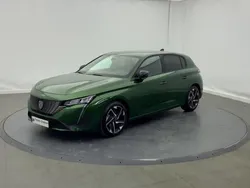 Vert Utilisé 2022 Peugeot 308 Allure Berline | 20 590 € (Prix juste)
