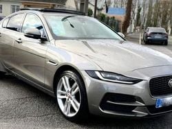 Gris Occasion 2019 Jaguar XE Berline | 17 990 € (Prix assez cher)