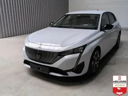 Blanc Nouvelle 2025 Peugeot 308 Allure+ Berline | 27 850 € (Prix juste)