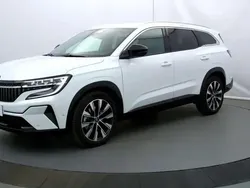 Blanc Utilisé 2024 Renault Espace Techno Monospace | 36 900 € (Prix juste)
