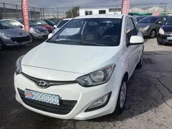 Blanc Utilisé 2012 Hyundai i20 Edition Berline | 6 250 €