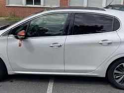 Blanc Utilisé 2016 Peugeot 208 Citadine | 7 000 € (Super prix)