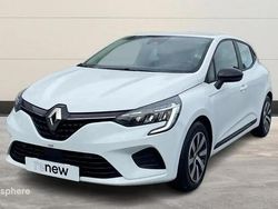 Blanc Utilisé 2023 Renault Clio V Equilibre Berline | 18 499 € (Prix juste)