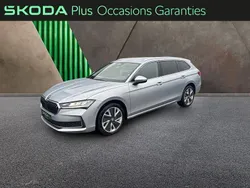 Gris Utilisé 2024 Skoda Superb Selection Break | 39 990 € (Prix juste)