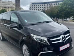 Utilisé 2021 Mercedes V300 Avantgarde Monospace | 54 990 € (Super prix)