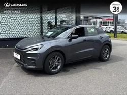 Gris Utilisé 2024 Lexus LBX Business Edition SUV | 29 990 € (Prix juste)