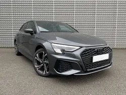 Gris daytona nacré Nouvelle 2024 Audi A3 Sportback e-tron S-Line Berline | 42 990 € (Prix assez cher)