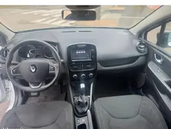Blanc Utilisé 2018 Renault Clio IV LIMITED Berline | 11 450 € (Prix juste)