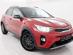 Rouge Utilisé 2020 Kia Stonic SUV | 15 995 € (Bon prix)
