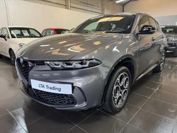 Gris Utilisé 2024 Alfa Romeo Tonale Sprint SUV | 24 990 € (Prix juste)