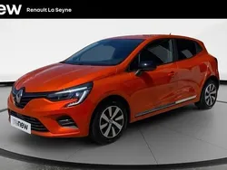 Orange Utilisé 2023 Renault Clio V Evolution Citadine | 13 990 € (Prix juste)