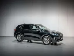 Blanc Utilisé 2022 Ford Kuga SUV | 25 950 € (Prix juste)