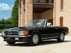 Noir Utilisé 1986 Mercedes SL300 Cabriolet | 45 000 €