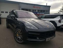 Noir Utilisé 2020 Porsche Cayenne Turbo S SUV | 108 000 €