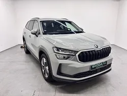 Gris Utilisé 2024 Skoda Kodiaq Selection SUV | 39 990 €