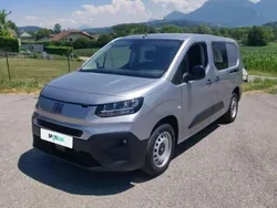 Gris Utilisé 2025 Fiat Doblò S Monospace | 27 650 € (Prix cher)