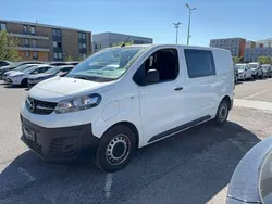 Blanc Utilisé 2021 Opel Vivaro-e Combi Essentia Van | 20 990 € (Super prix)