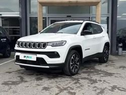 Alpine white Utilisé 2023 Jeep Compass Altitude SUV | 25 990 € (Prix juste)