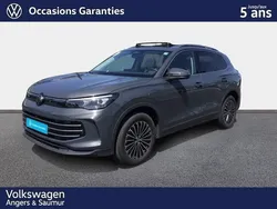 Gris Utilisé 2024 VW Tiguan Elegance SUV | 47 990 €