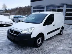 Blanc Utilisé 2017 Peugeot Partner Monospace | 11 750 € (Prix assez cher)
