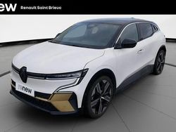 Blanc Occasion 2022 Renault Megane E-Tech Iconic Berline | 23 900 € (Prix juste)