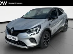 Gris Utilisé 2022 Renault Captur Evolution SUV | 16 480 € (Prix juste)