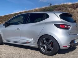 Utilisé 2017 Renault Clio IV R.S. Berline | 15 000 € (Prix juste)