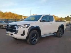Blanc pur Utilisé 2023 Toyota HiLux Pick-up | 47 990 € (Prix cher)
