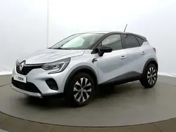 Gris Utilisé 2024 Renault Captur Evolution SUV | 18 990 € (Prix juste)