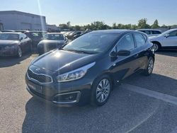 Noir Utilisé 2018 Kia Ceed Active Berline | 11 990 € (Prix juste)