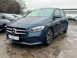 Gris Utilisé 2020 Mercedes B180 Edition Monospace | 19 999 € (Prix juste)