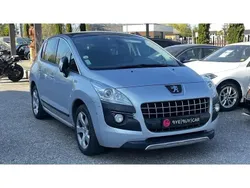 Gris Utilisé 2014 Peugeot 3008 Allure SUV | 8 490 € (Prix juste)