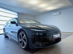 Bleu plasma métallisé Utilisé 2025 Audi A6 e-tron S-Line Break | 89 990 € (Prix juste)