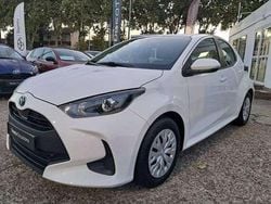 Utilisé 2023 Toyota Yaris Hybrid Berline | 19 190 € (Bon prix)