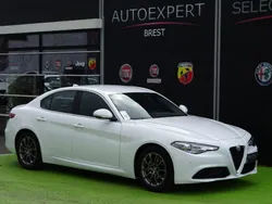 Bla Utilisé 2017 Alfa Romeo Giulia Super Berline | 26 450 € (Prix cher)