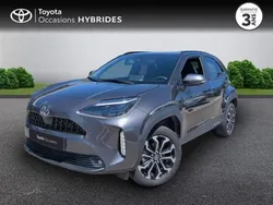 Blanc Utilisé 2023 Toyota Yaris Hybrid Design | 23 990 € (Prix assez cher)