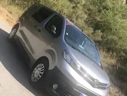 Gris Utilisé 2022 Toyota Proace Business Edition Van | 27 000 €