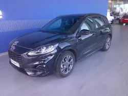 Noir Utilisé 2024 Ford Kuga ST-Line X SUV | 31 900 € (Prix juste)