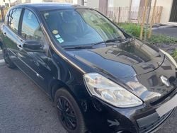 Utilisé 2010 Renault Clio II Berline | 3 900 € (Bon prix)